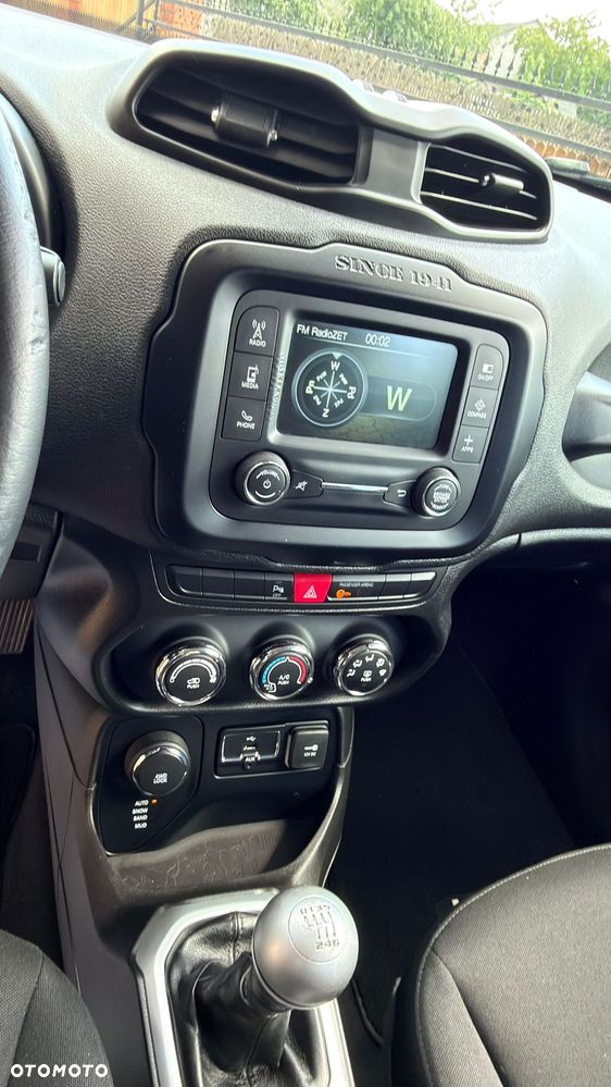 Jeep Renegade - 40