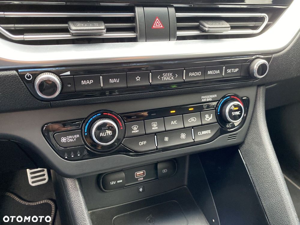 Kia Niro - 24