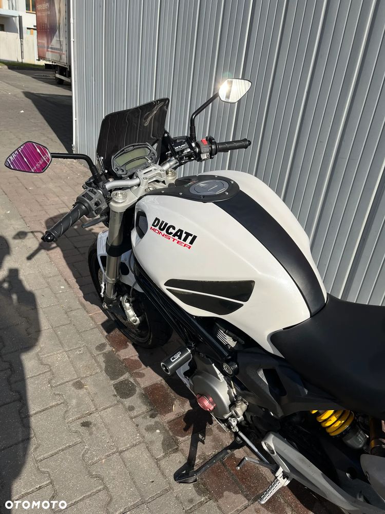Ducati Monster - 3