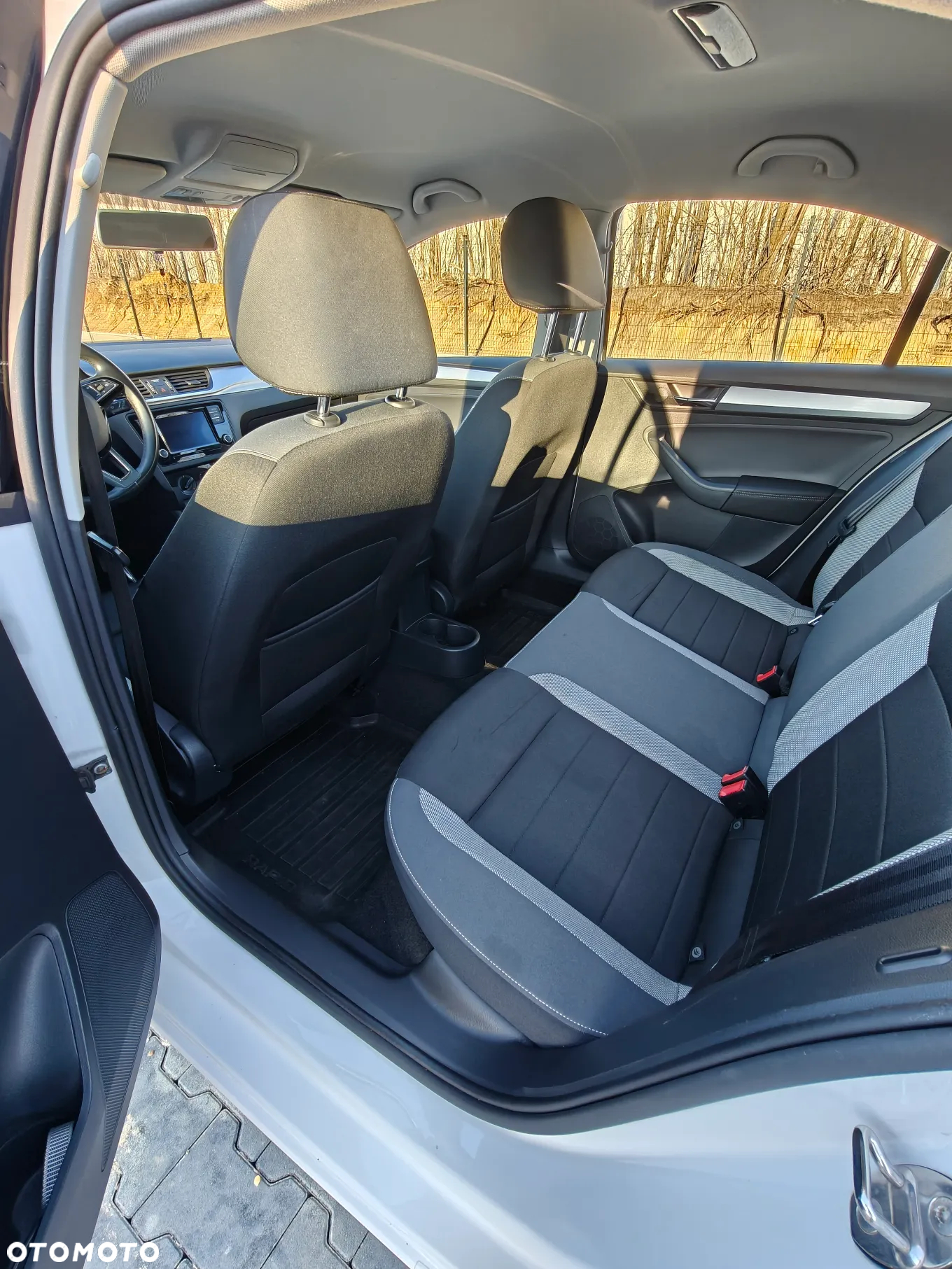 Skoda RAPID 1.0 TSI Ambition - 14