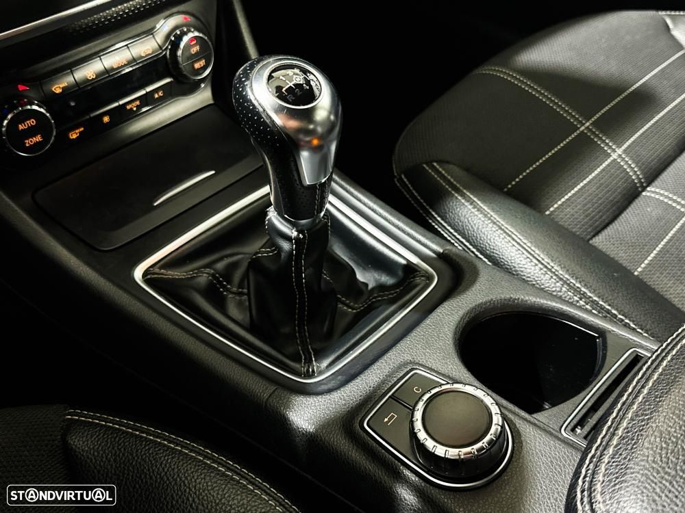 Mercedes-Benz A 180 d Urban - 40