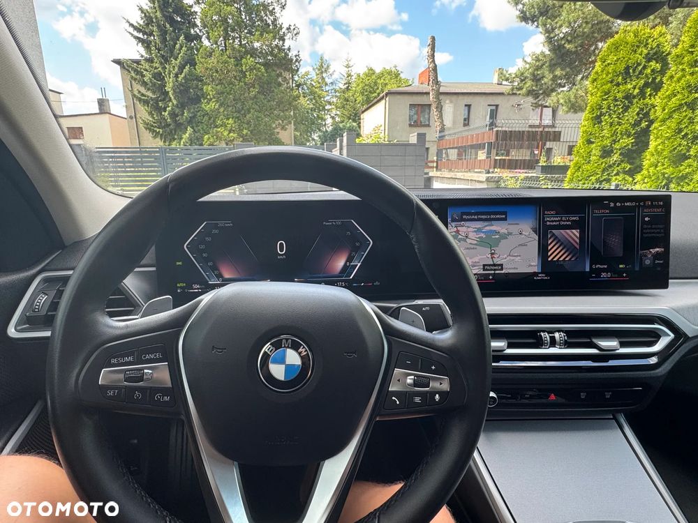 BMW Seria 3 318i - 10