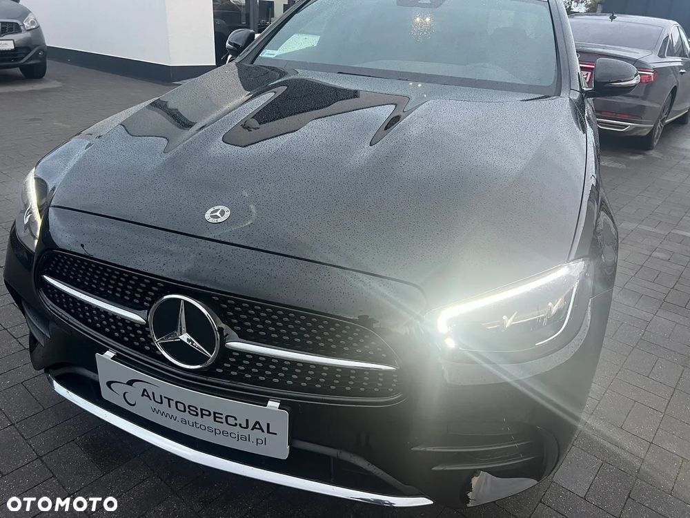Mercedes-Benz Klasa E 200 4-Matic 9G-TRONIC - 7
