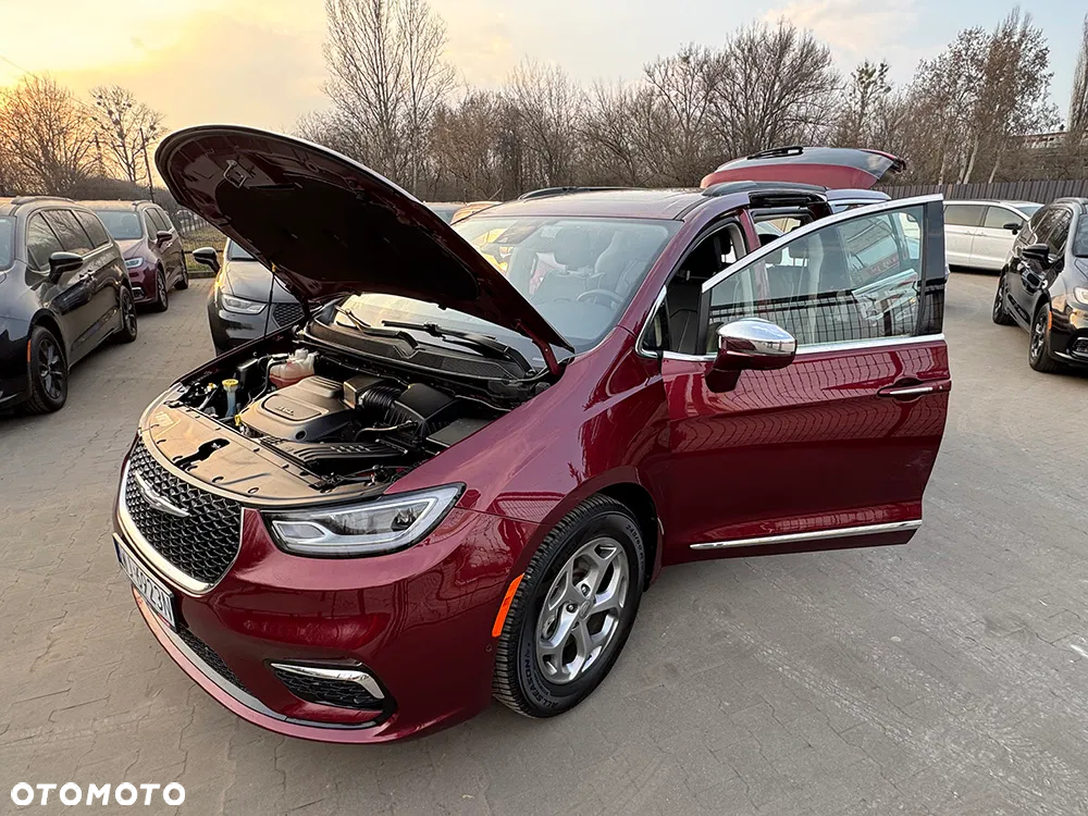 Chrysler Pacifica - 21