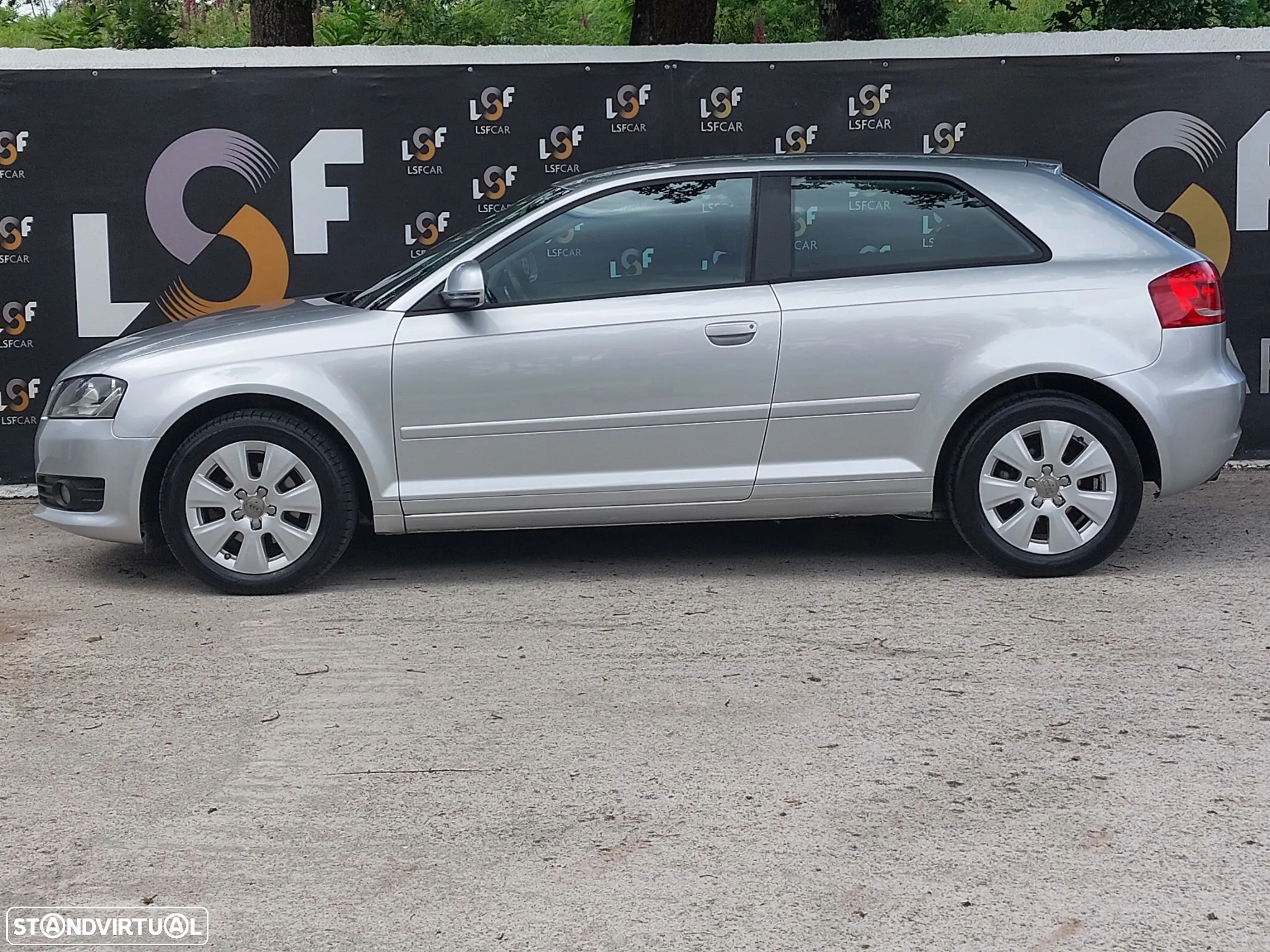 Audi A3 1.6 TDI Attraction - 7