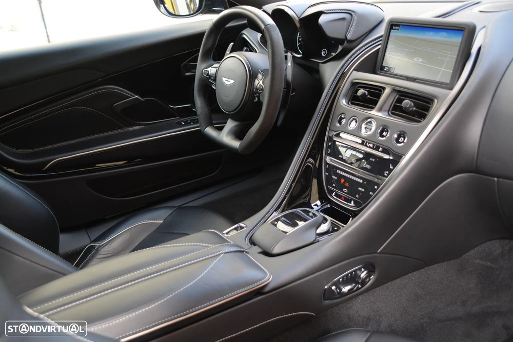 Aston Martin DBS Coupe Superleggera - 54