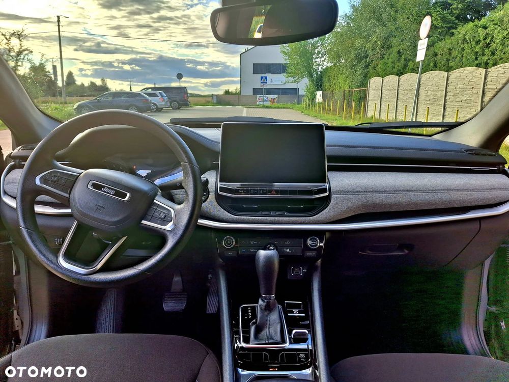 Jeep Compass - 18