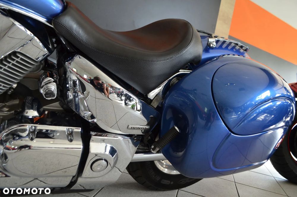 Honda VTX - 27