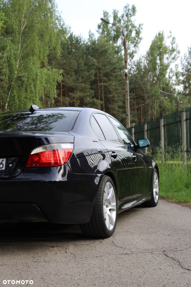 BMW Seria 5 520d - 4
