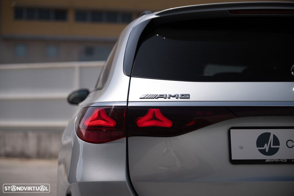 Mercedes-Benz E 53 AMG Hybrid 4Matic+ - 18
