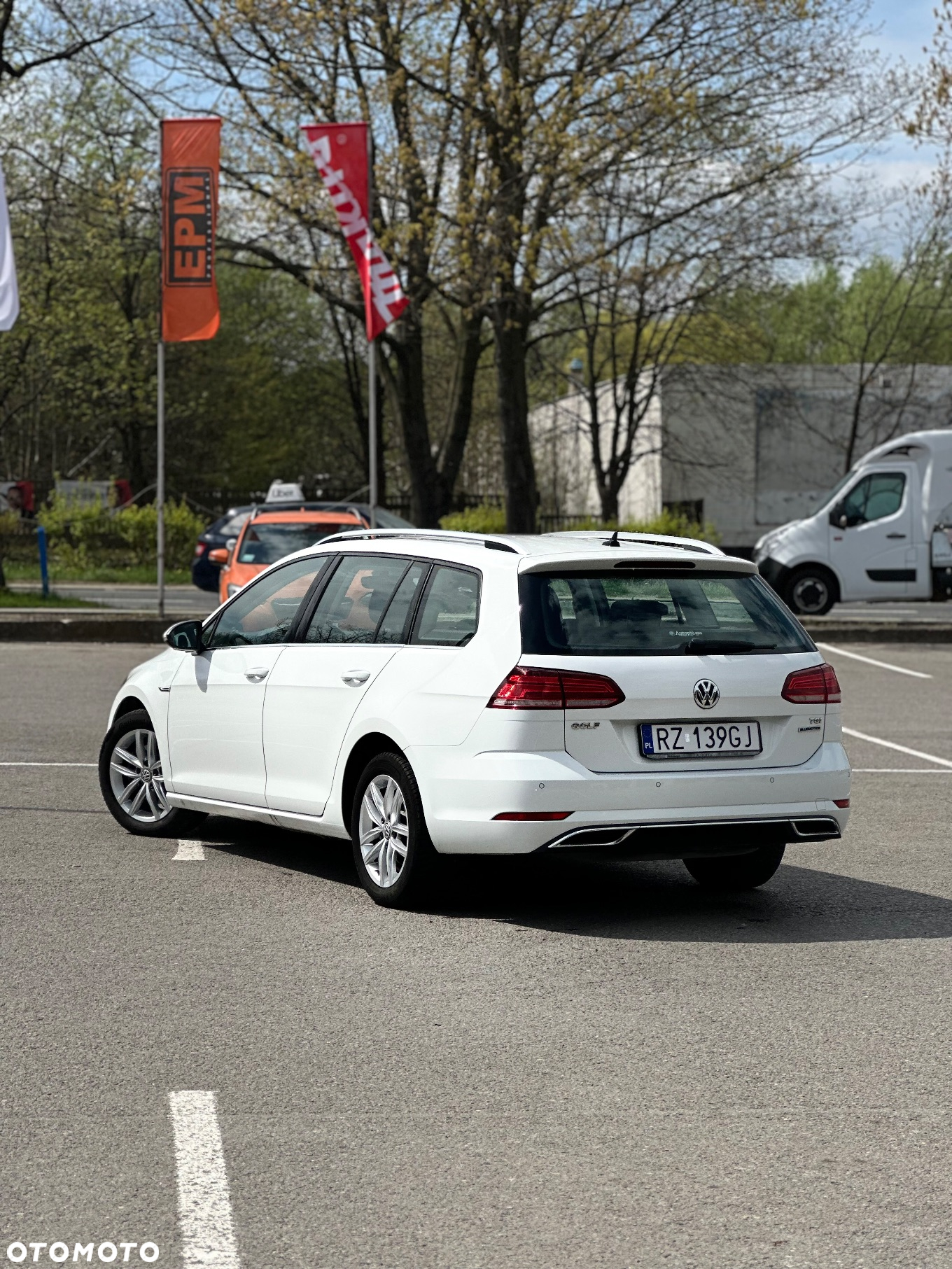 Volkswagen Golf 1.4 TSI BlueMotion Technology DSG Comfortline - 3