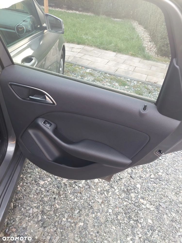 Mercedes-Benz Klasa B 180 d BlueEFFICIENCY Edition Style - 10