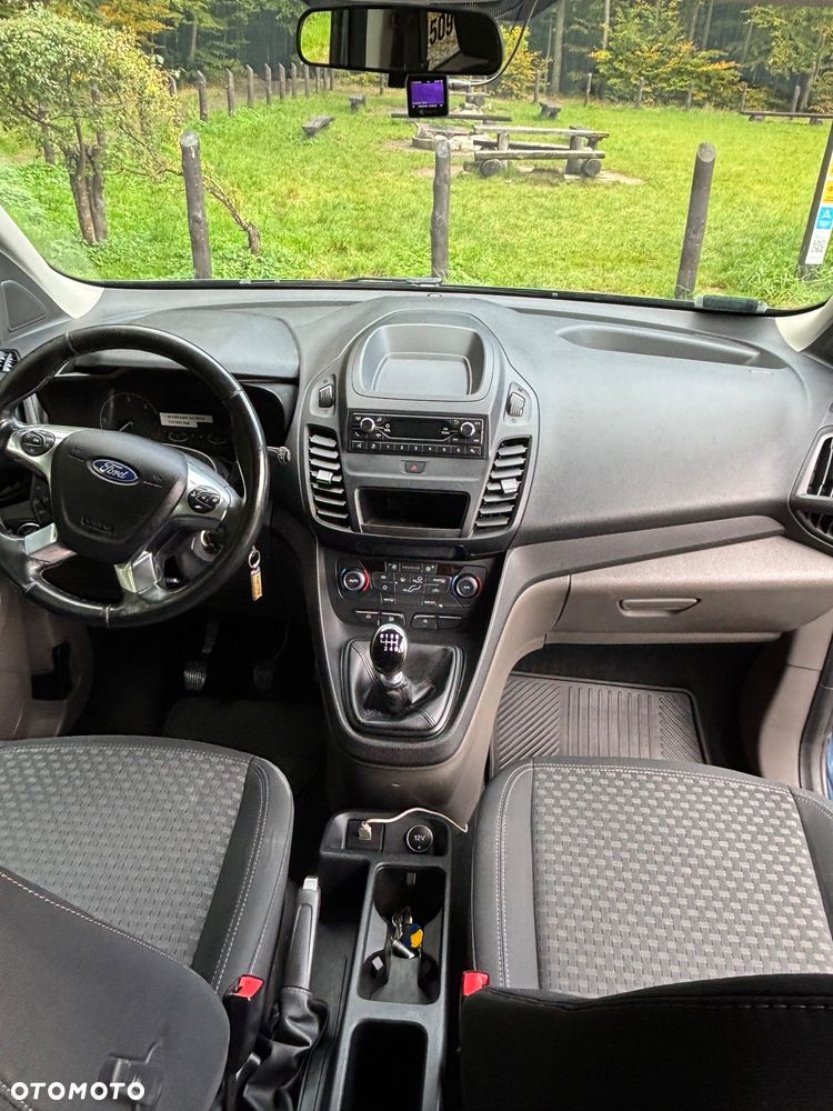 Ford Transit Connect - 12