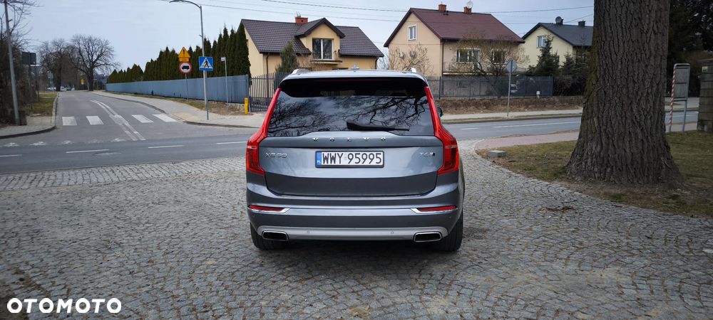 Volvo XC 90 - 7