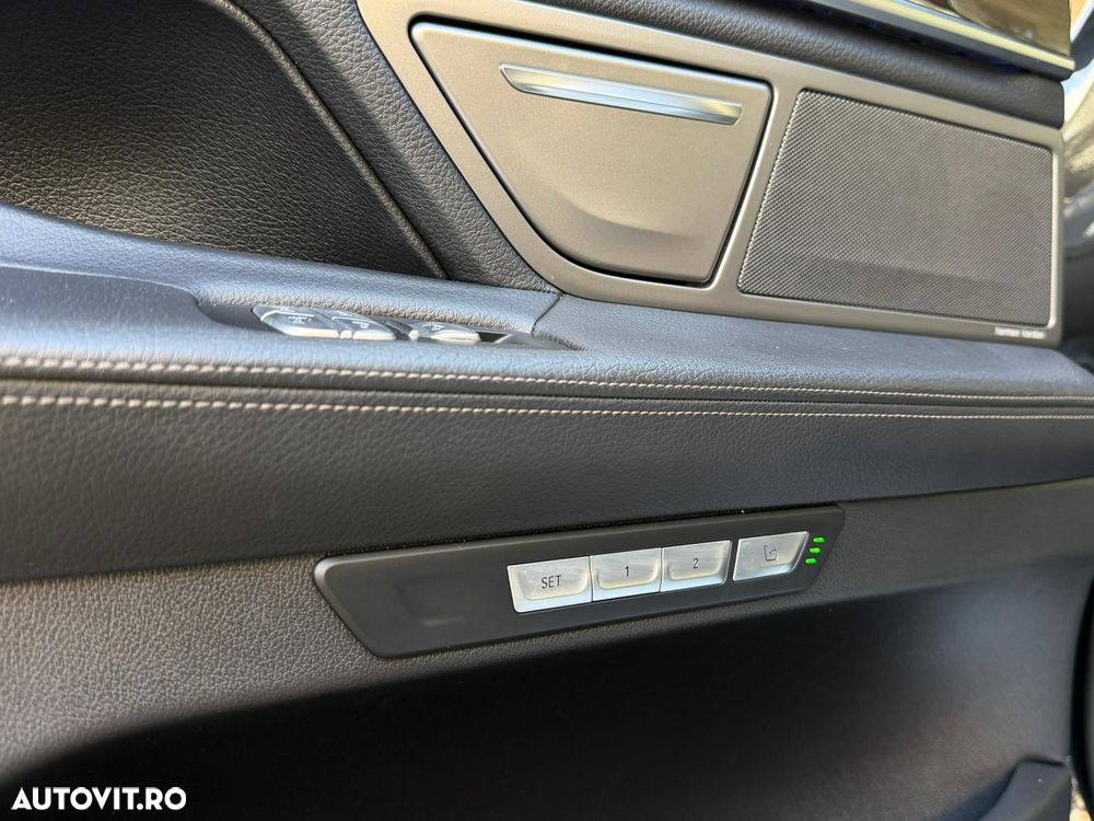 BMW Seria 7 740Ld xDrive - 19