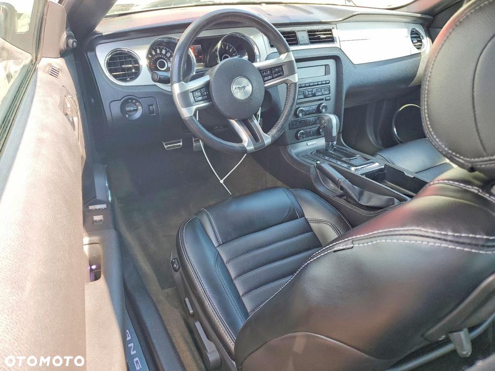 Ford Mustang 3.7 V6 Premium - 9