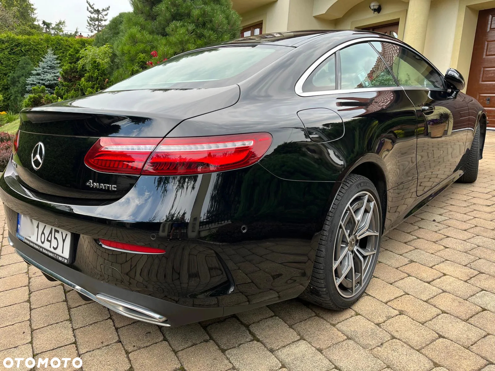 Mercedes-Benz Klasa E 220 d Coupe 4-Matic 9G-TRONIC - 10