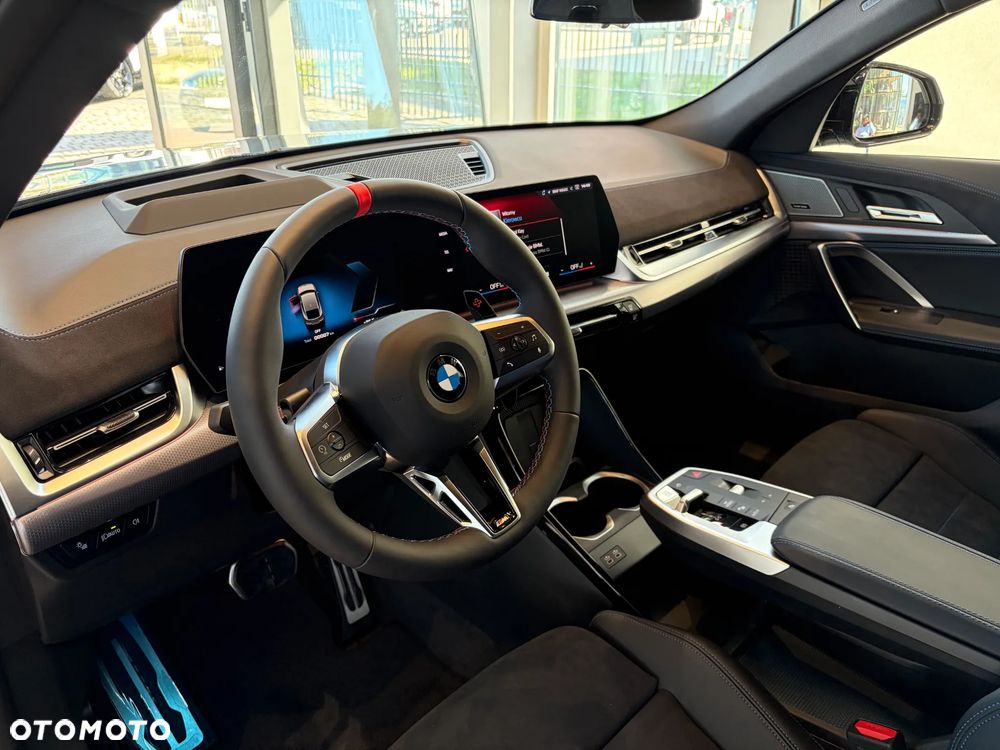 BMW X2 - 18