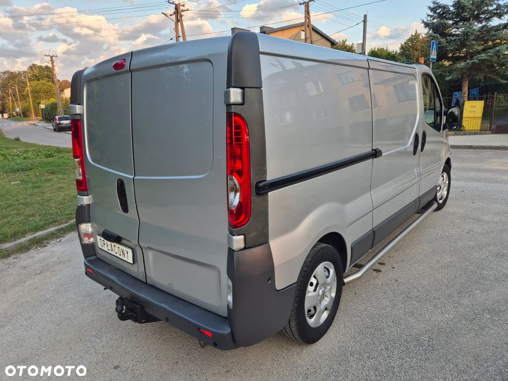 Opel Vivaro - 18