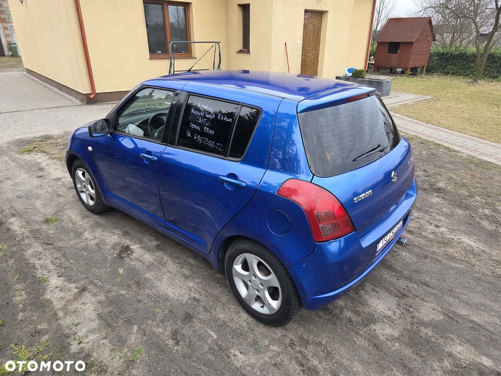 Suzuki Swift - 3