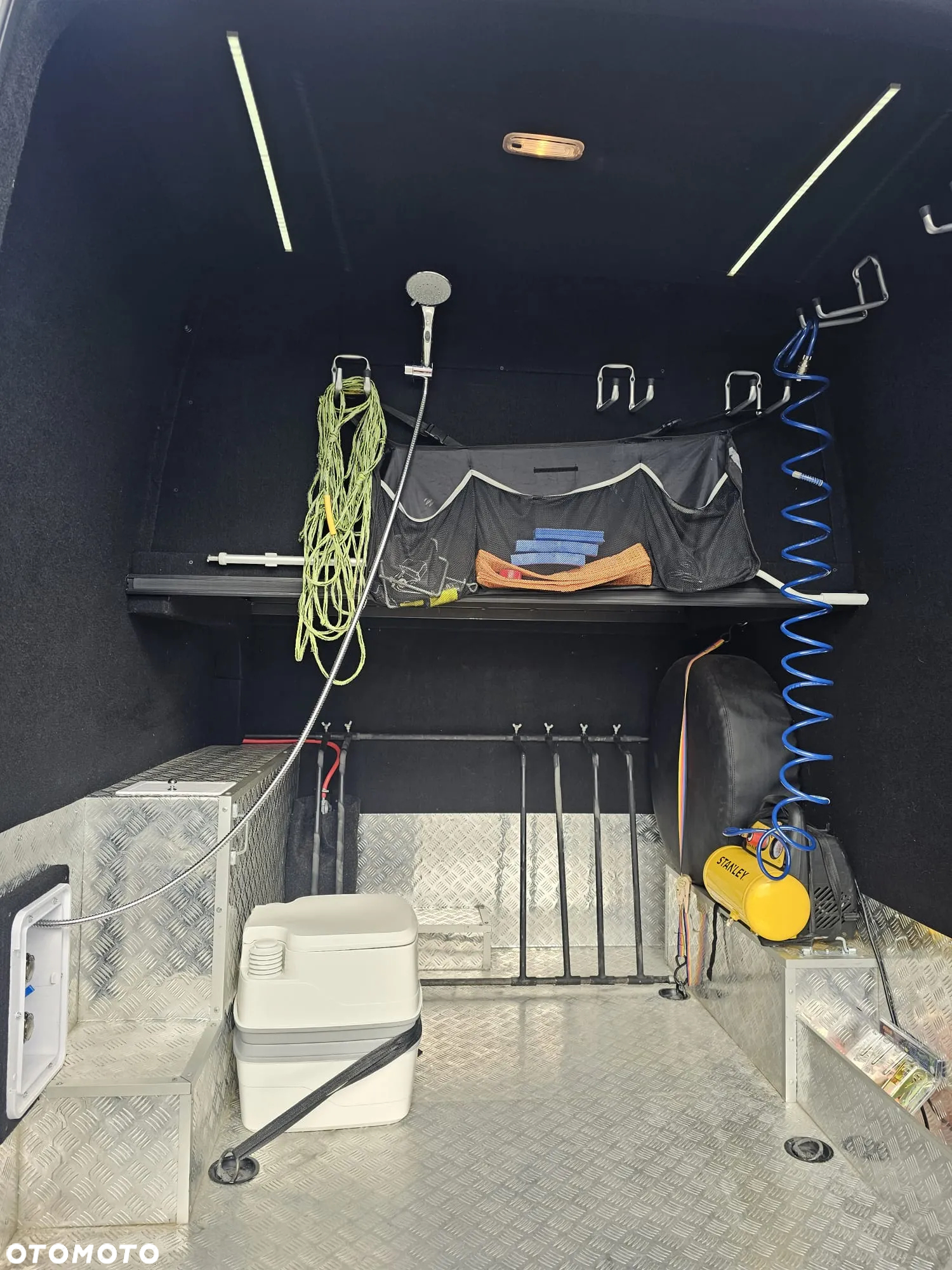 Mercedes-Benz SPRINTER - 8