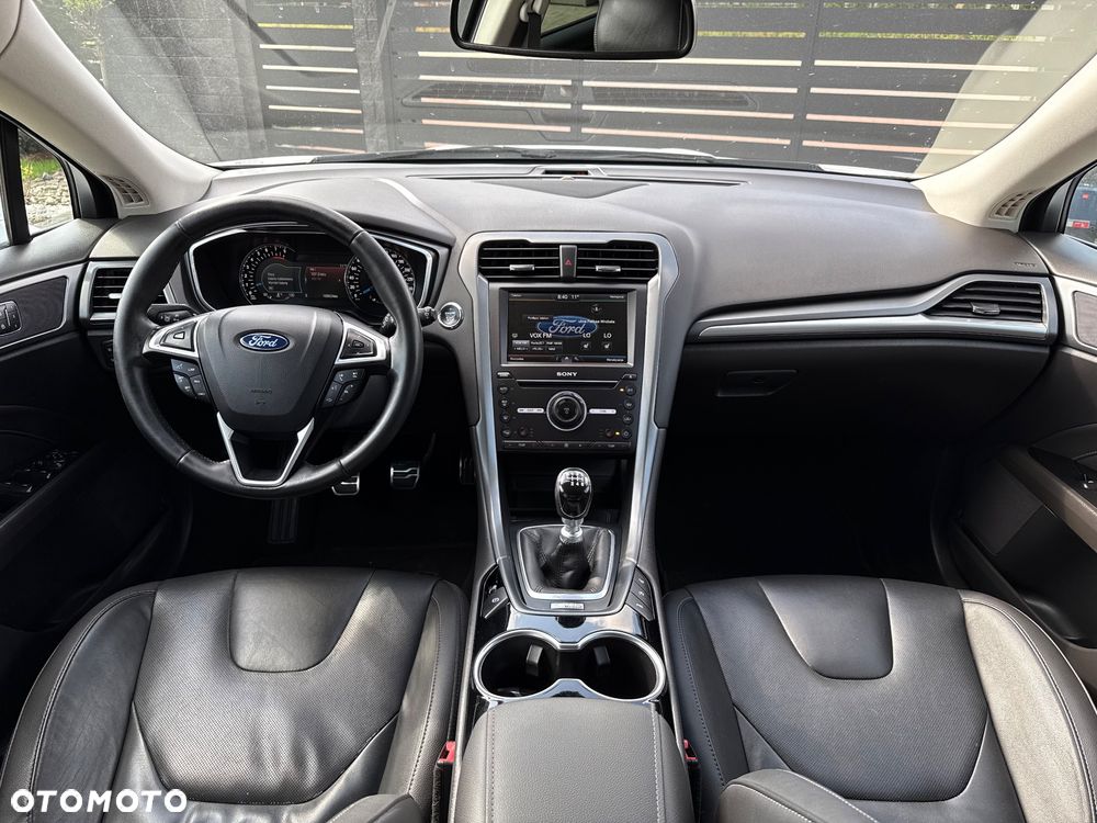 Ford Mondeo 1.5 EcoBoost ST-Line X - 31