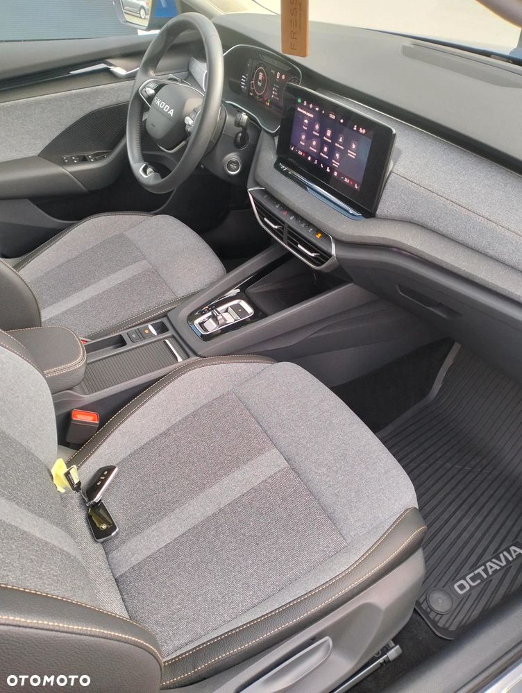 Skoda Octavia 1.5 TSI mHEV Selection DSG - 18