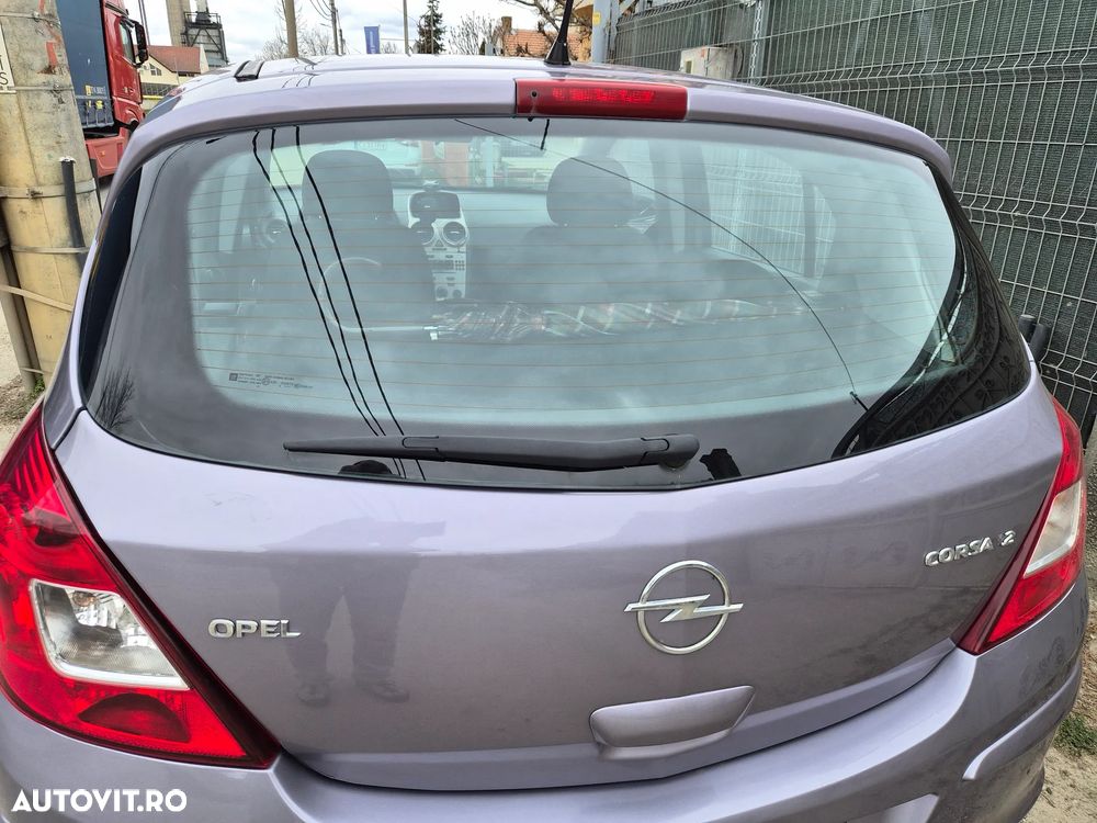 Opel Corsa 1.2i Enjoy - 2