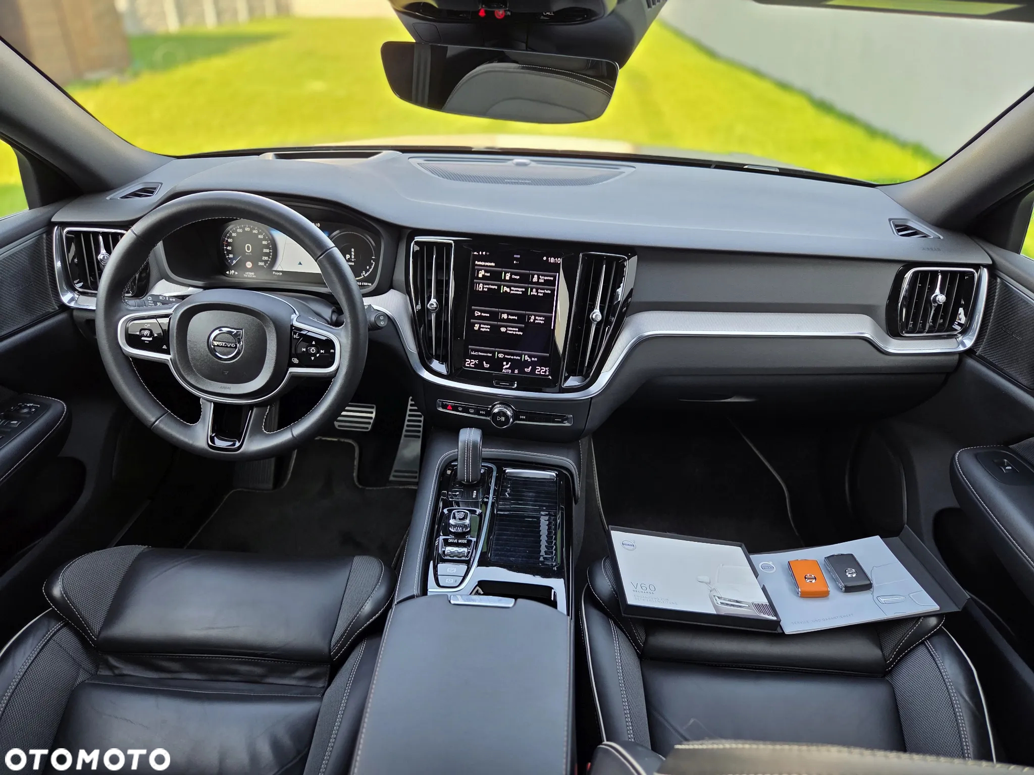 Volvo V60 T6 AWD Recharge Geartronic RDesign - 13
