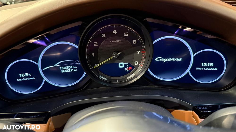 Porsche Cayenne - 39