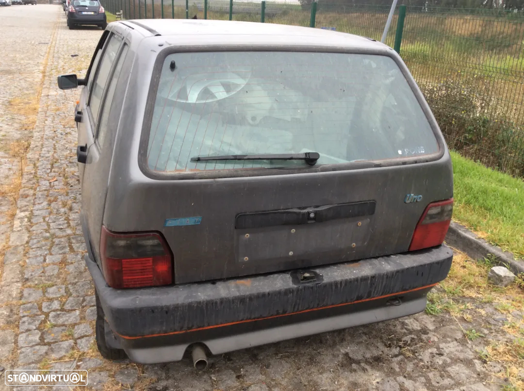 Fiat Uno 1.1 5P 1991 - Para Peças - 2