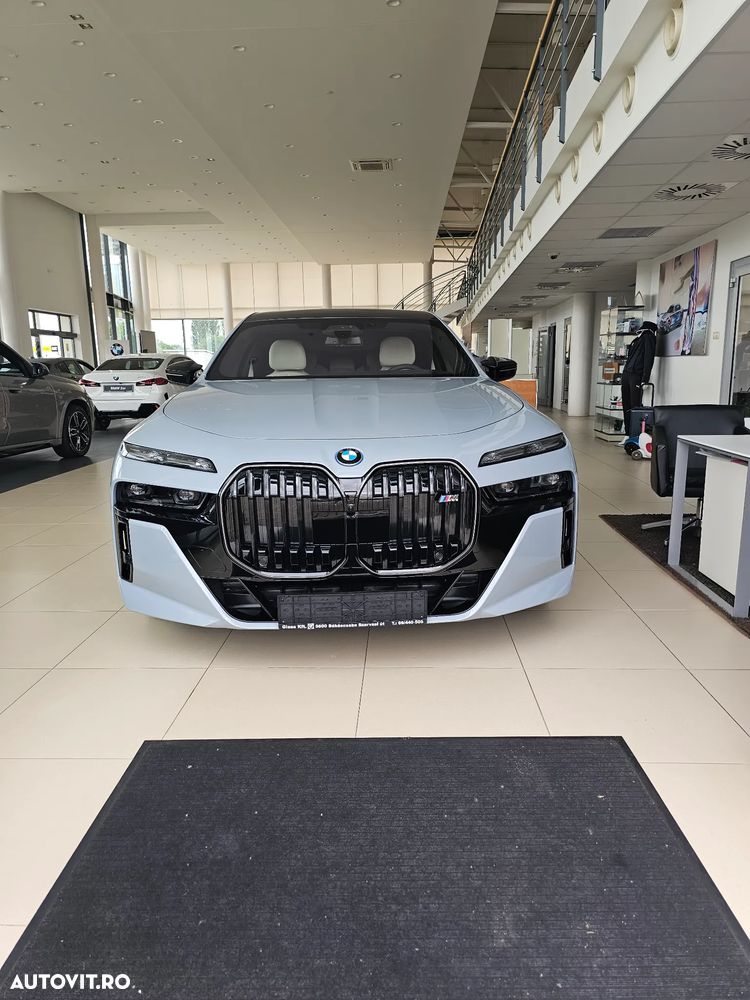 BMW M7