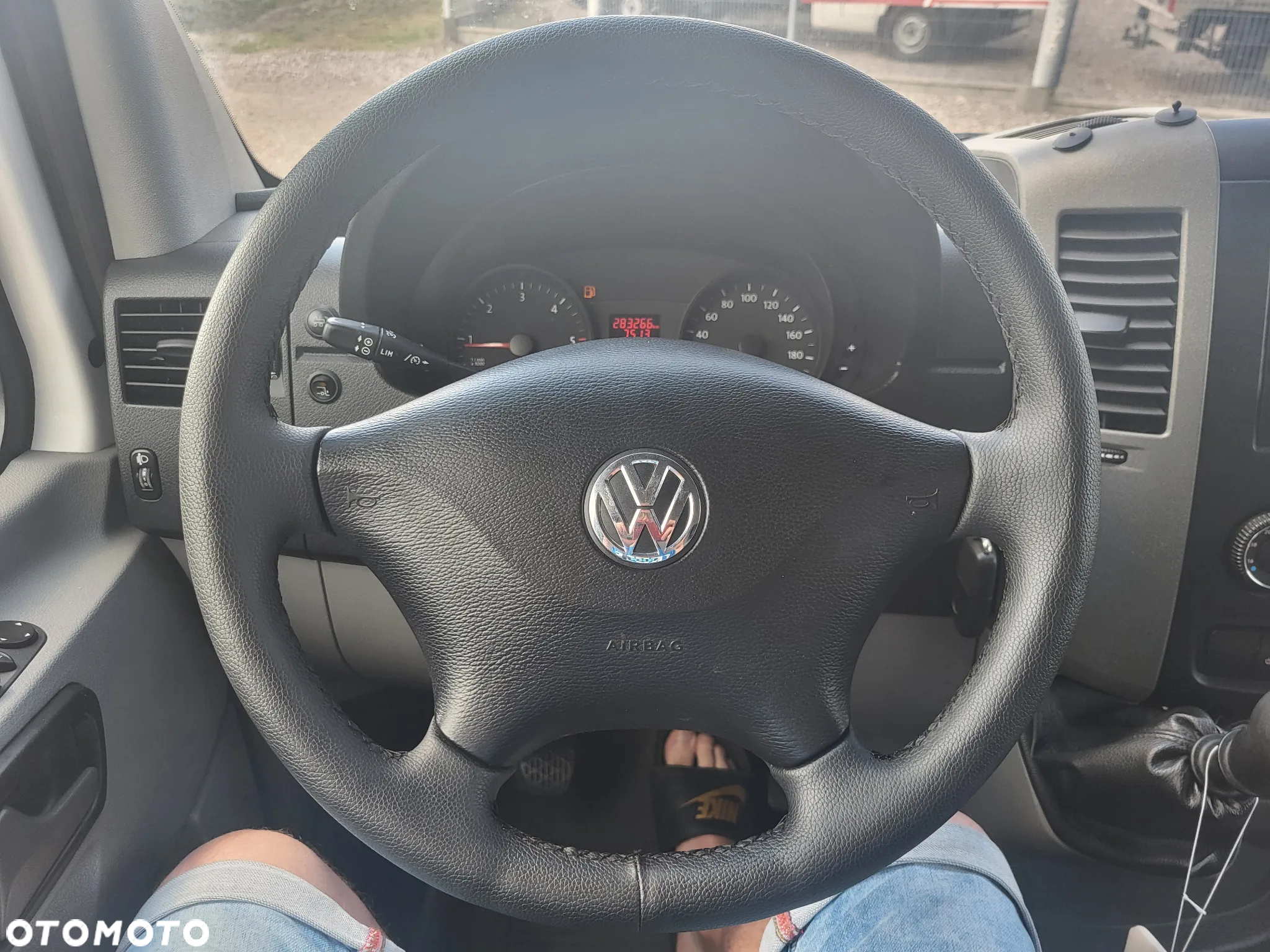 Volkswagen Crafter - 25