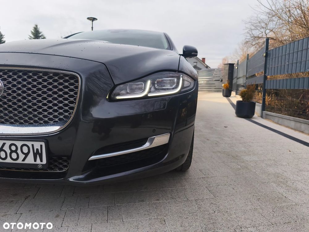 Jaguar XJ 3.0 V6 Langversion Premium Luxury - 12