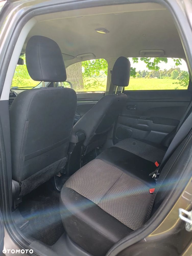 Mitsubishi ASX 1.8 DID Inform - 17