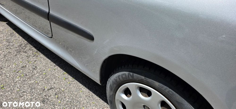 Peugeot 206 - 23