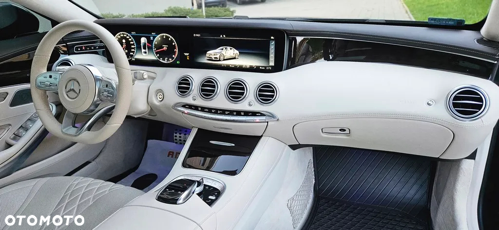 Mercedes-Benz Klasa S 560 Coupe 4-Matic 9G-TRONIC - 23