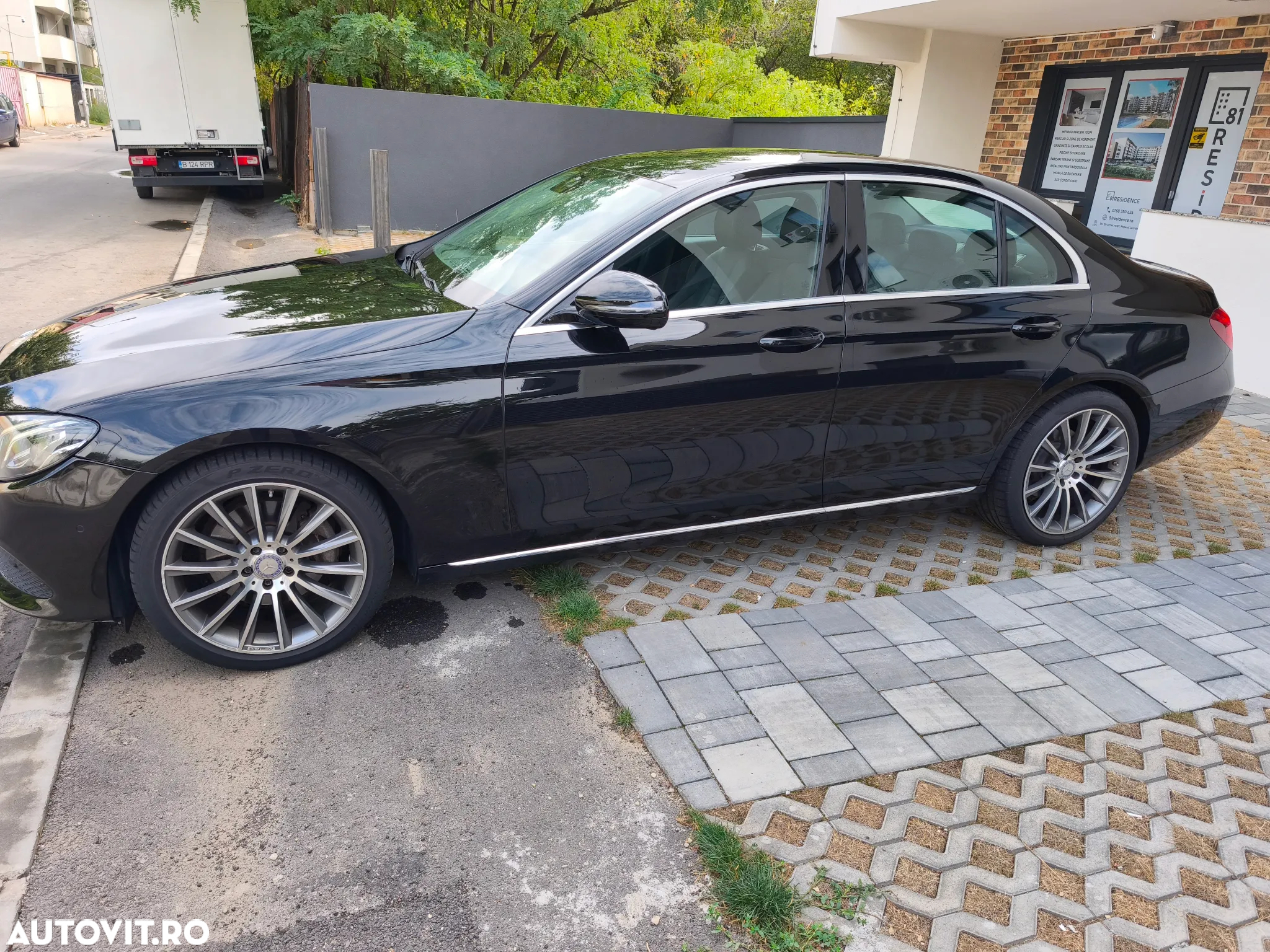 Mercedes-Benz E 200 4MATIC Aut. - 7