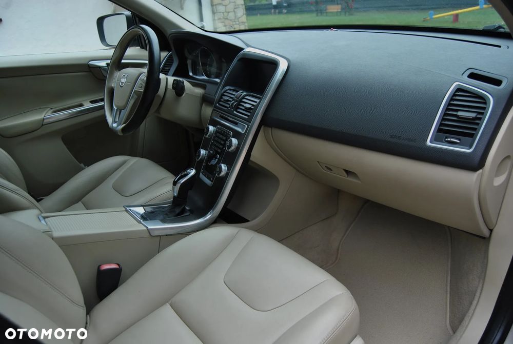 Volvo XC 60 T5 Geartronic Summum - 7