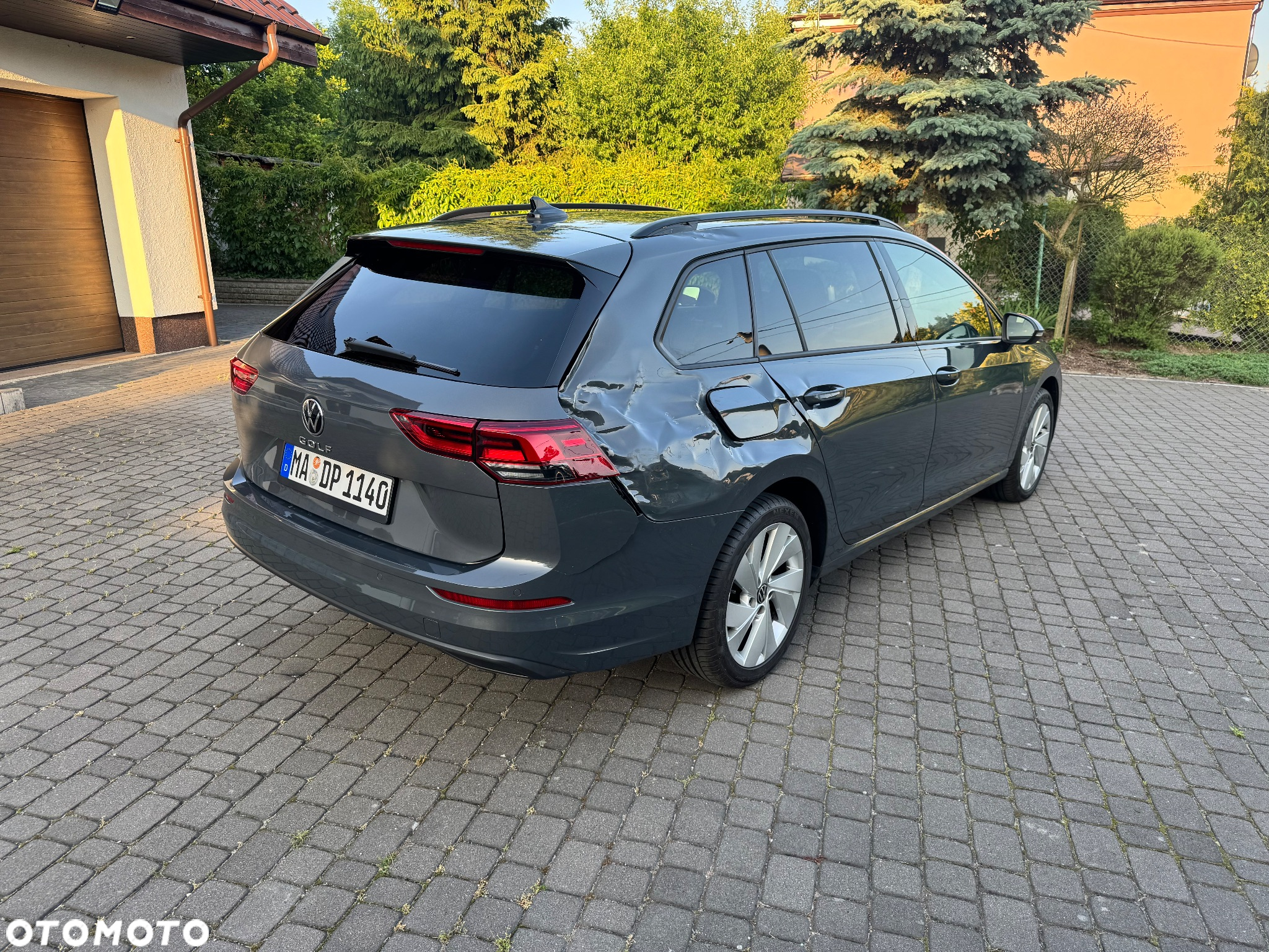 Volkswagen Golf - 5