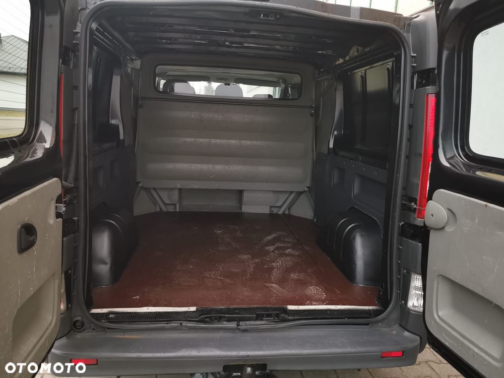 Renault Trafic brygadówka long - 15