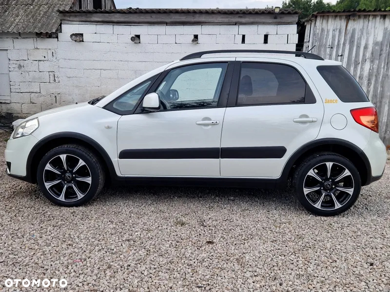 Suzuki SX4 1.6 GS / Premium - 5