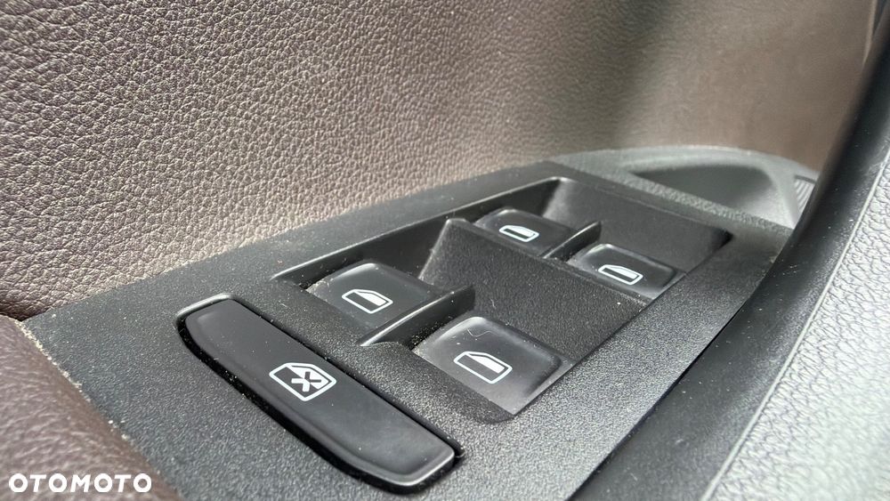 Skoda Octavia 2.0 TDI (Green tec) 4x4 DSG L&K - 26