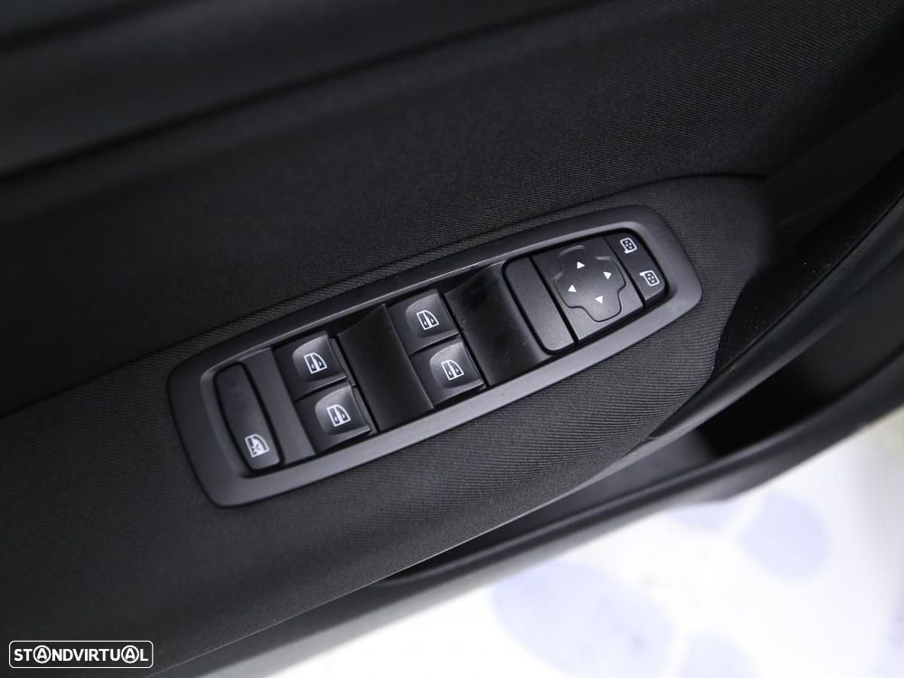 Renault Mégane Sport Tourer 1.6 E-Tech Plug-In Zen - 15