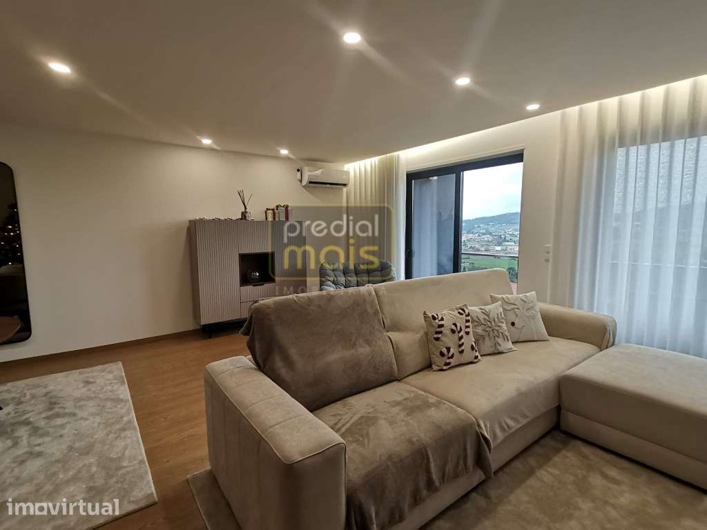 MORADIA T3 C/ NOVA - CAVALÕES - Grande imagem: 2/24