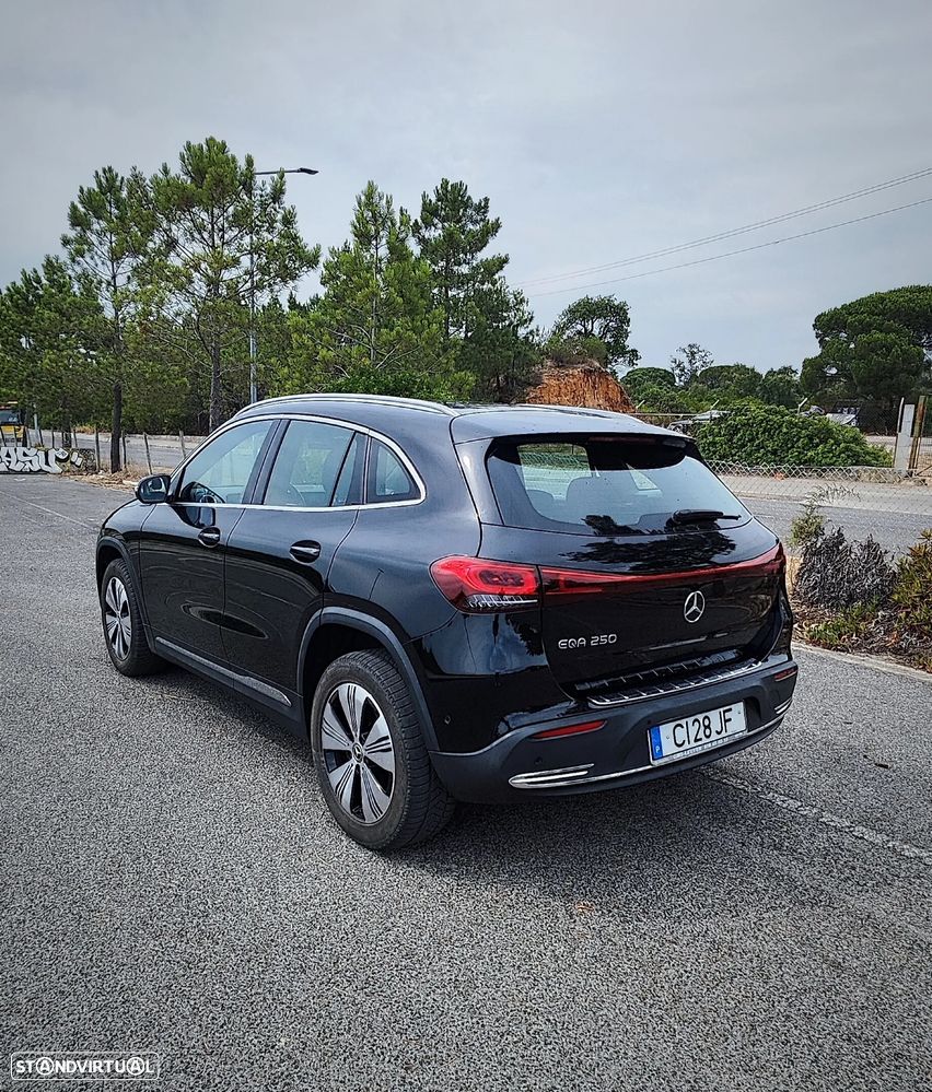 Mercedes-Benz EQA 250 Electric Art - 3