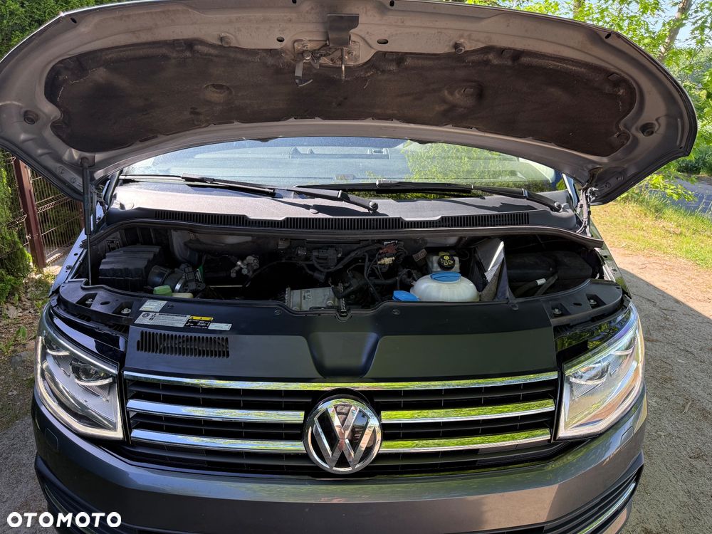 Volkswagen Caravelle - 3