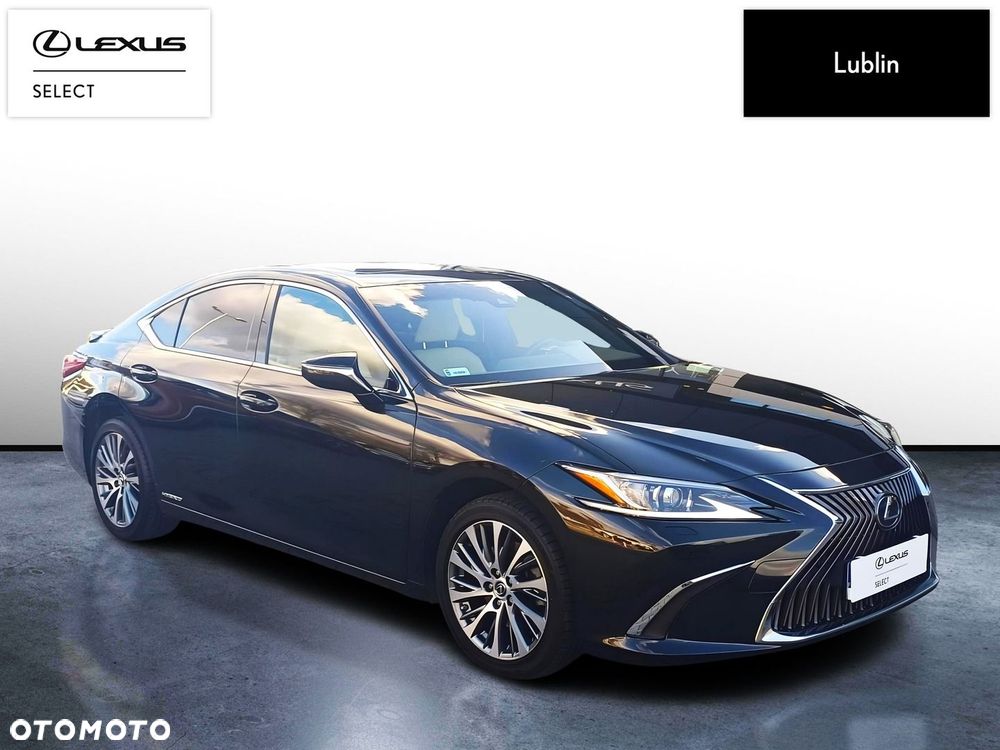 Lexus ES - 7