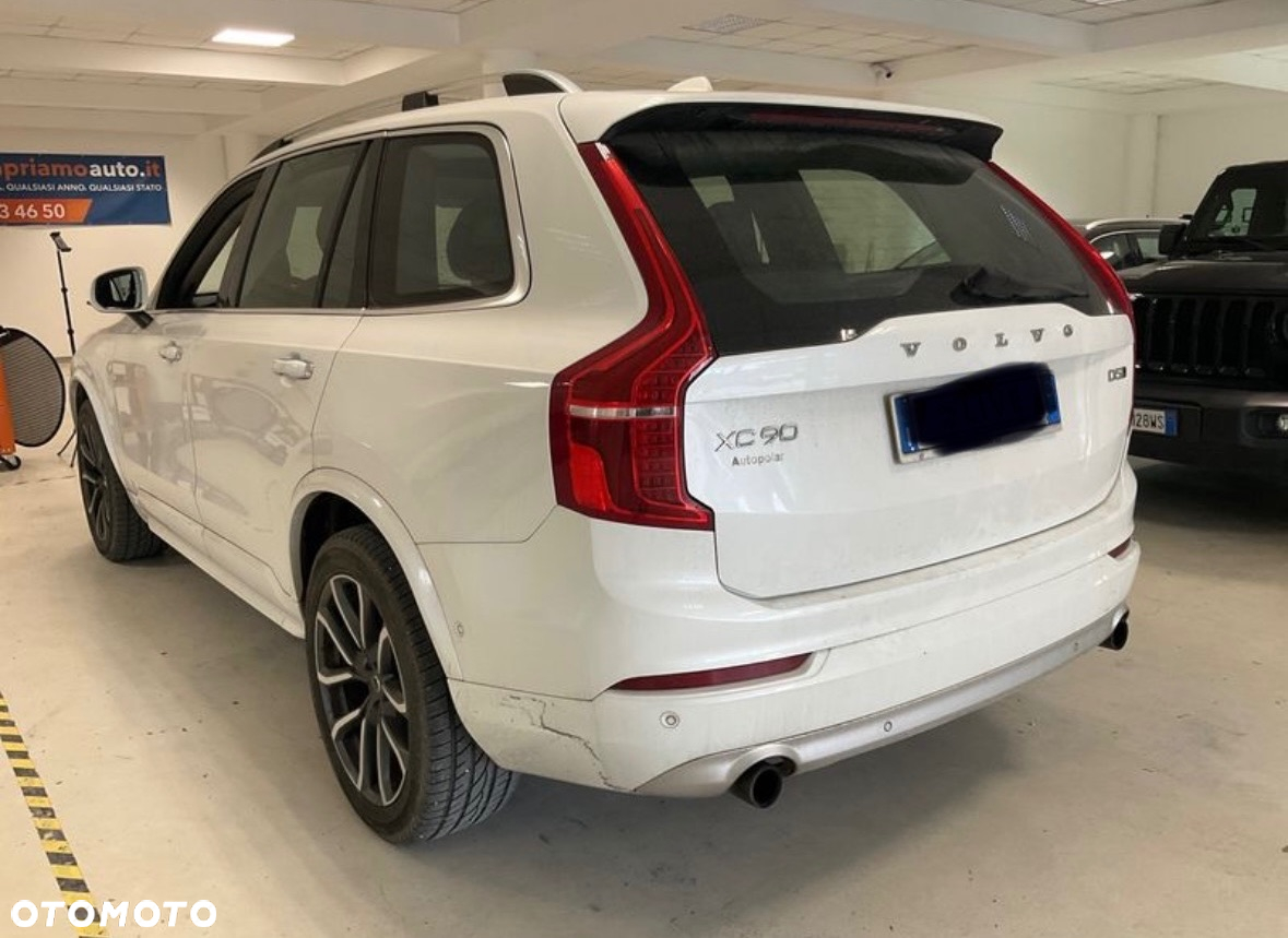 Volvo XC 90 D5 AWD Momentum - 39