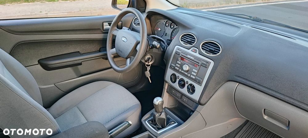 Ford Focus 1.6 TDCi Sport - 12